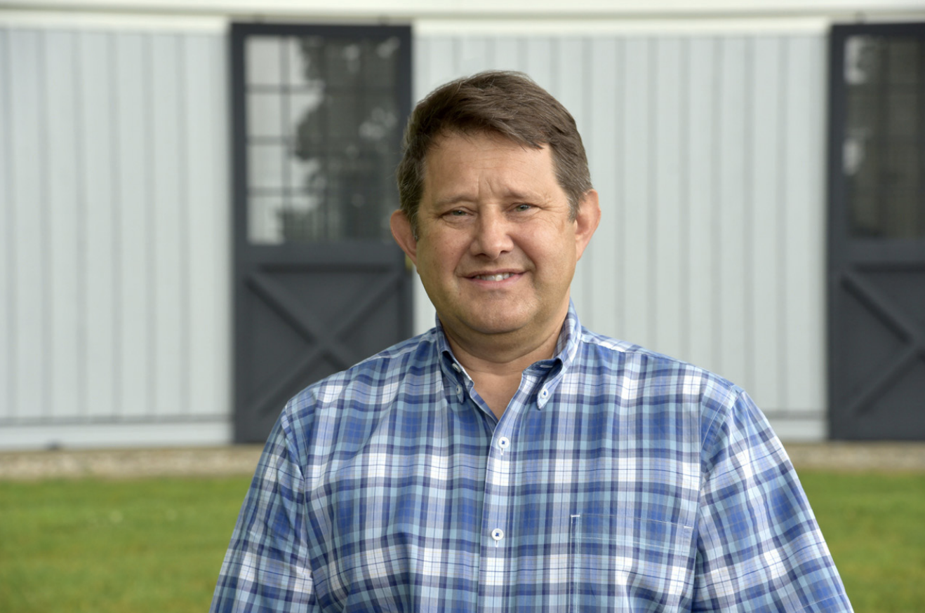 Headshot of Dr. Scott Stanley